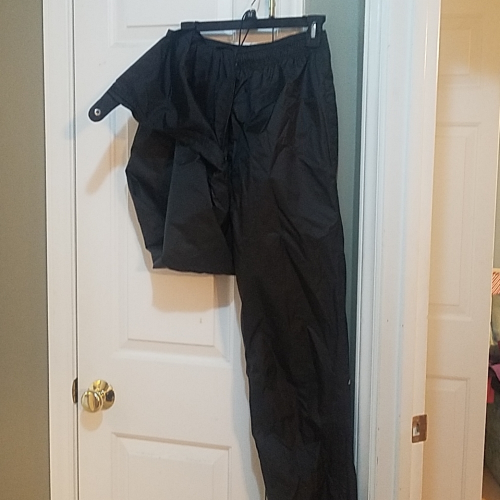 Jogging  pants koppen is the brand